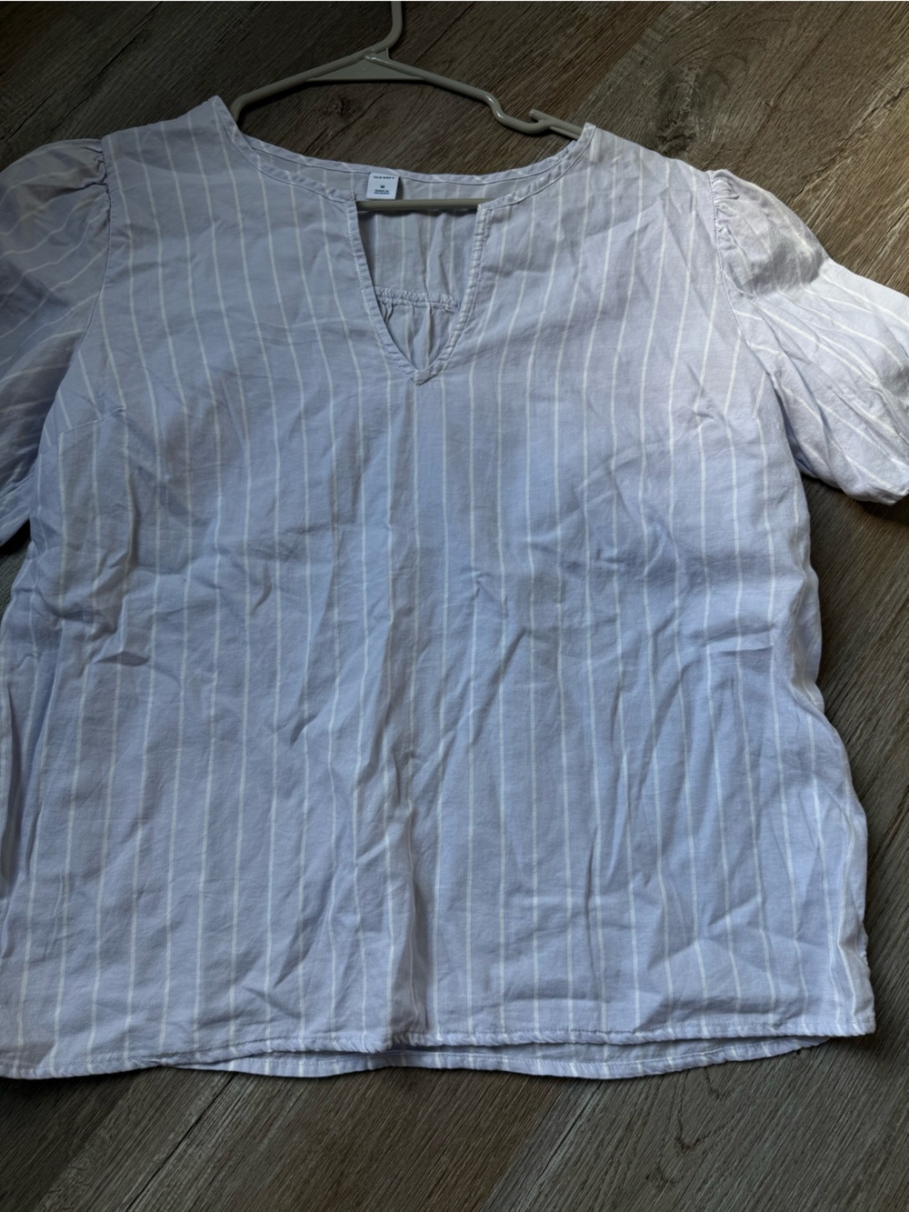 Old Navy Nautical Light Blue & White Striped V Neck Top Puffy Sleeve Size M - Picture 5 of 7